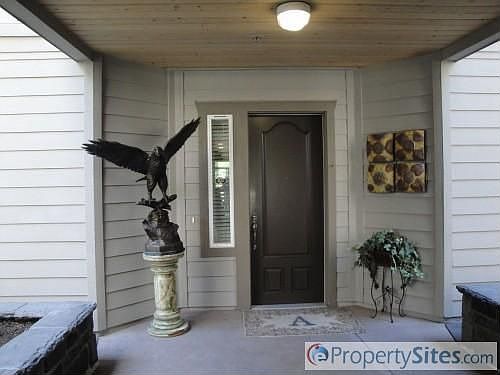 2nd image of 5605 SE Scenic Ln Unit 102