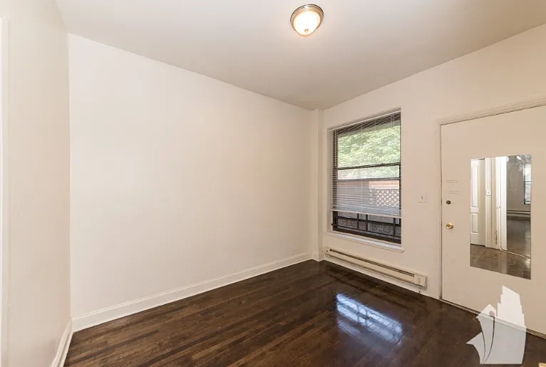 839 W Cornelia Ave #1S — Photo 5