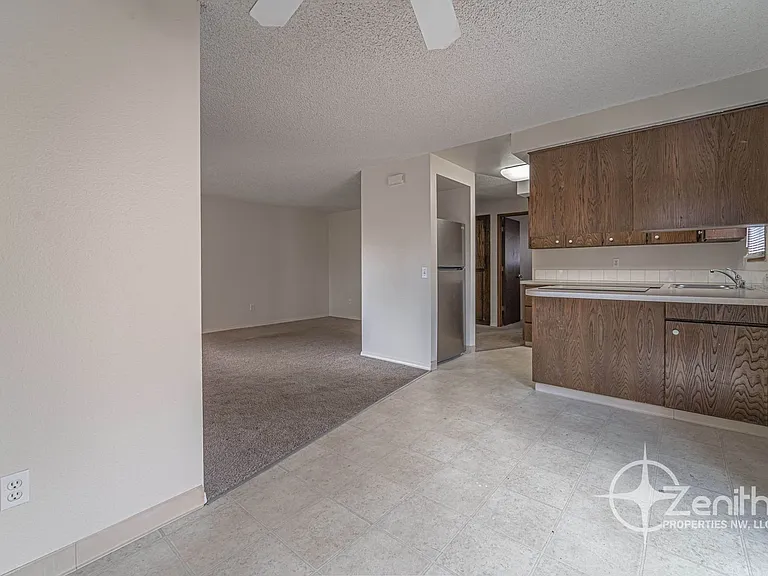 3018 NE 78th Ave — Photo 7