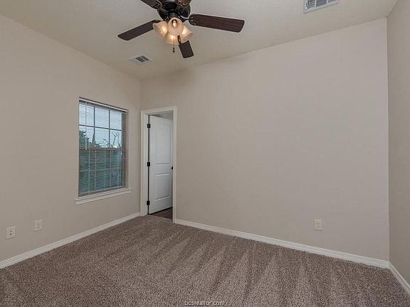 2nd image of 402 Ash St #1