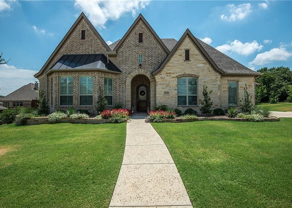 1st image of 650 Meadow Creek Dr