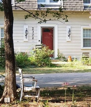 2nd image of 2302 W 8th Ave