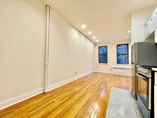 Rented by J & L Holding Corporation | media 1