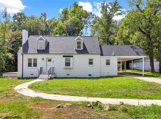 901 Iona St, Fairmont, NC 28340