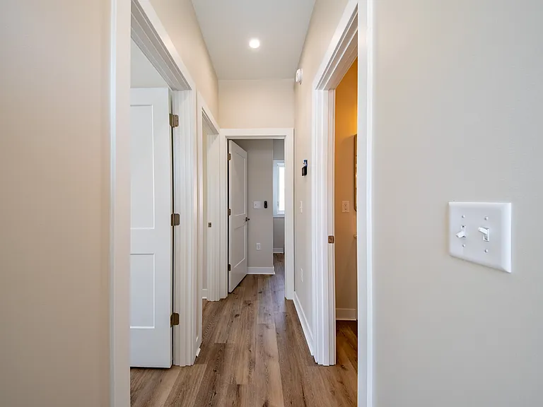 404 W Baraga Ave #B — Photo 8