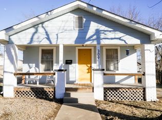309 7th St, Park Hills, MO 63601
