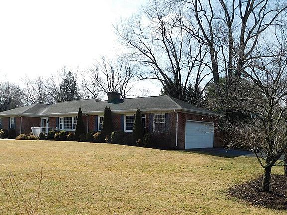 4th image of 2007 Darlington Rd SW