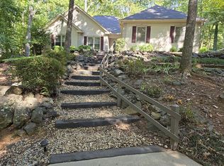 205 Junewood Dr, Lagrange, GA 30241