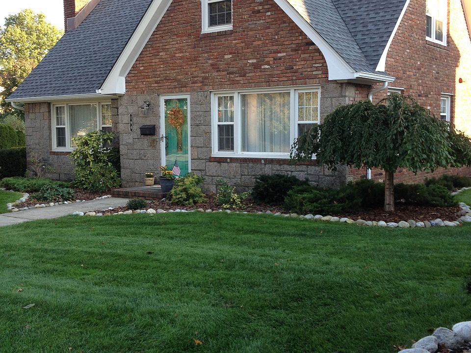 1st image of 194 Wilson Ave