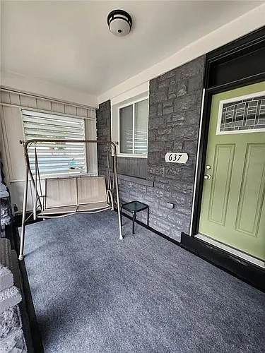 637 Bell St Photo 1