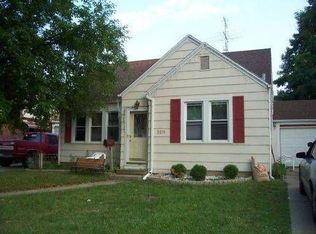 3211 75th St, Kenosha, WI 53142