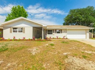 137 Lagoon Rd, Winter Haven, FL 33884
