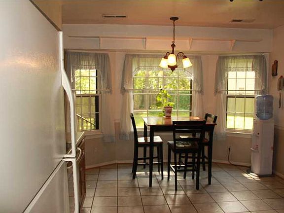 4th image of 4405 Wellesley Ct