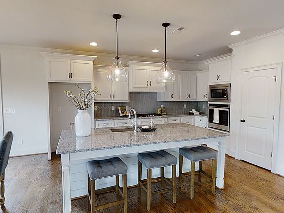 Previously built home based on this plan. Photos not of current home. Upgrades may be pictured.