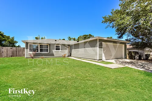 121 Summerset Dr Photo 1
