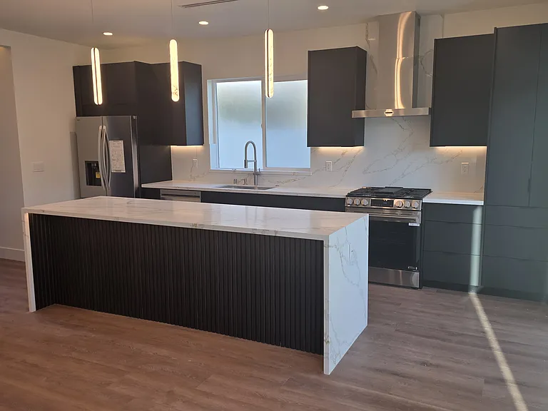 22730 Mariano St — Photo 10