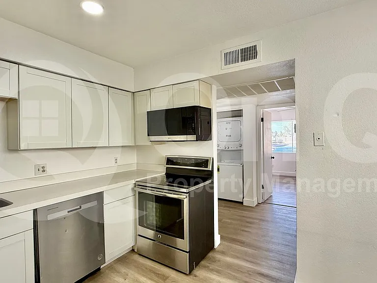 2827 E Le Marche Ave #103 — Photo 3
