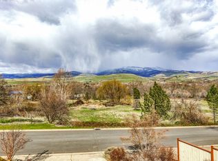 304 Clinton St, Ashland, OR 97520