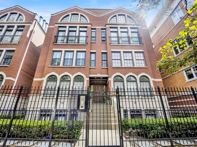 1709 N Larrabee St #2N, Chicago, IL, 60614