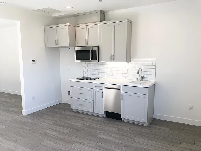 1322 Noveno Ave #A — Photo 3