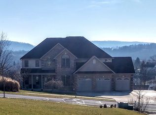 104 Quince Ct, Hollidaysburg, PA 16648