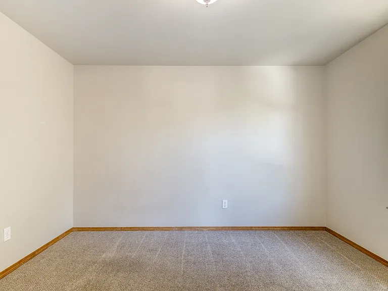 2765 NE Faith Dr — Photo 20
