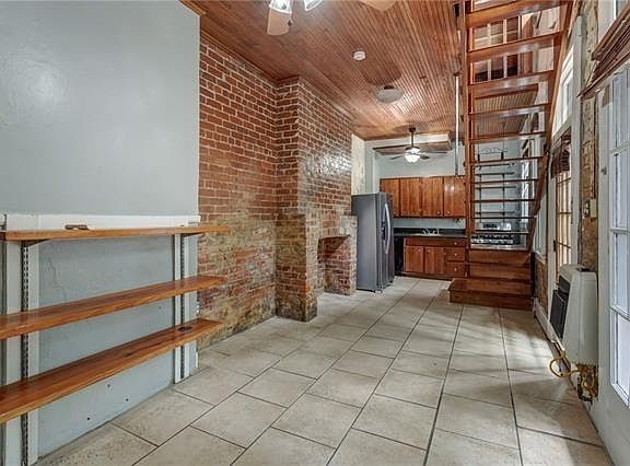 3rd image of 1121 Thalia St APT 3