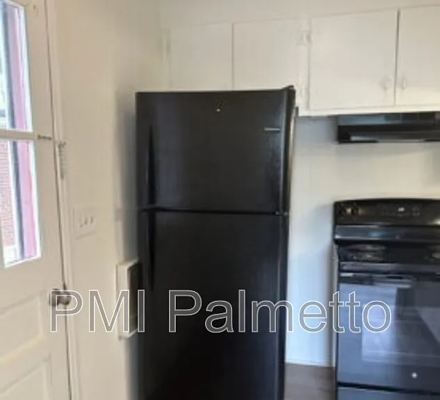 1216 Chevis St #B — Photo 6