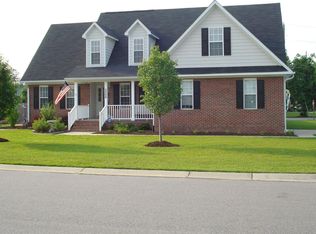 5006 Roy C Stallings Jr St, Hope Mills, NC 28348