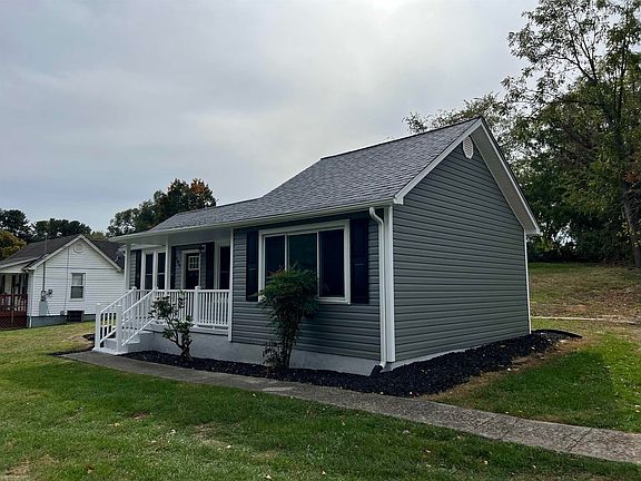 2nd image of 309 Miller St SE