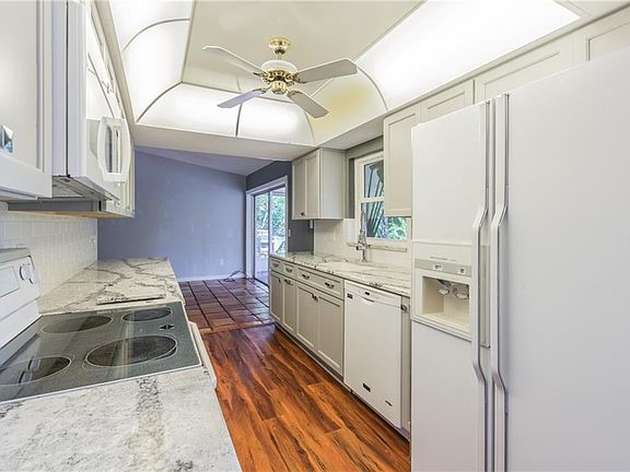 5th image of 5491 Carrollwood Meadows Dr
