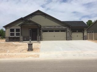 831 W Mollywood Way, Nampa, ID 83686