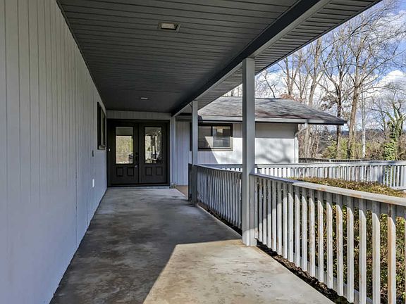 3rd image of 5517 Pinellas Dr