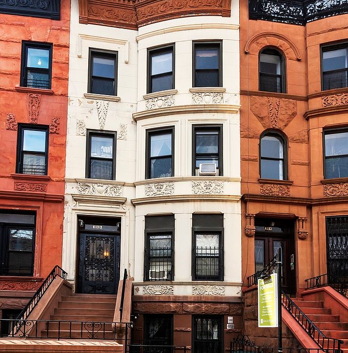 1st image of 366 Park Pl