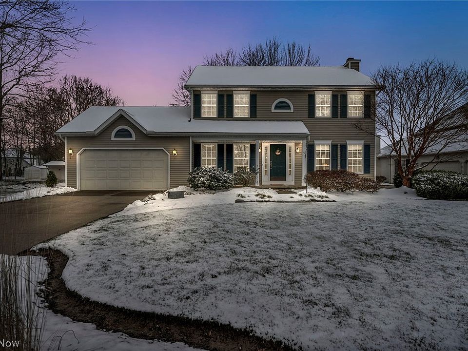 1st image of 26989 Valeside Ln
