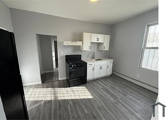 1106 Grove St #1 — Photo 1