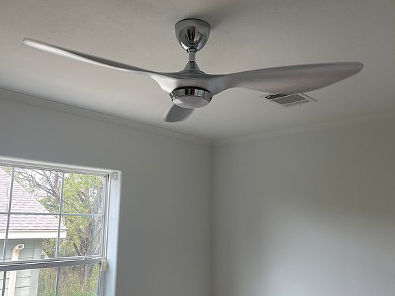 3rd image of 3004 Shady Park Dr
