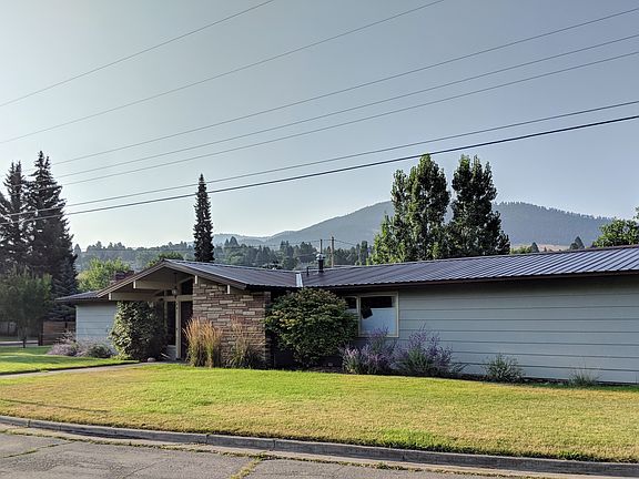 2nd image of 601 Pattee Creek Dr