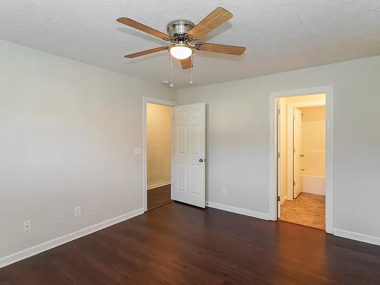 1533 Passage Dr — Photo 10