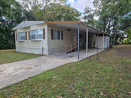 5930 SW 61st Pl Photo 1