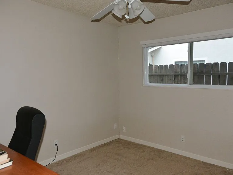 2748 Ganges Pl — Photo 6