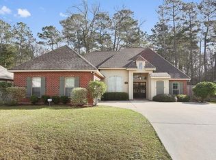 112 Timberwood Dr, Madisonville, LA 70447