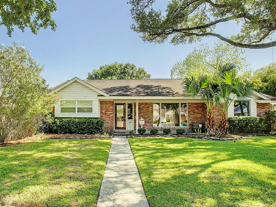 5635 Portal Dr