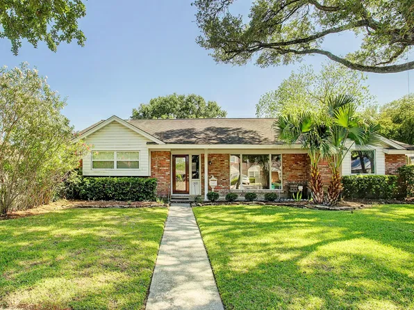 5635 Portal Dr, Houston, TX 77096