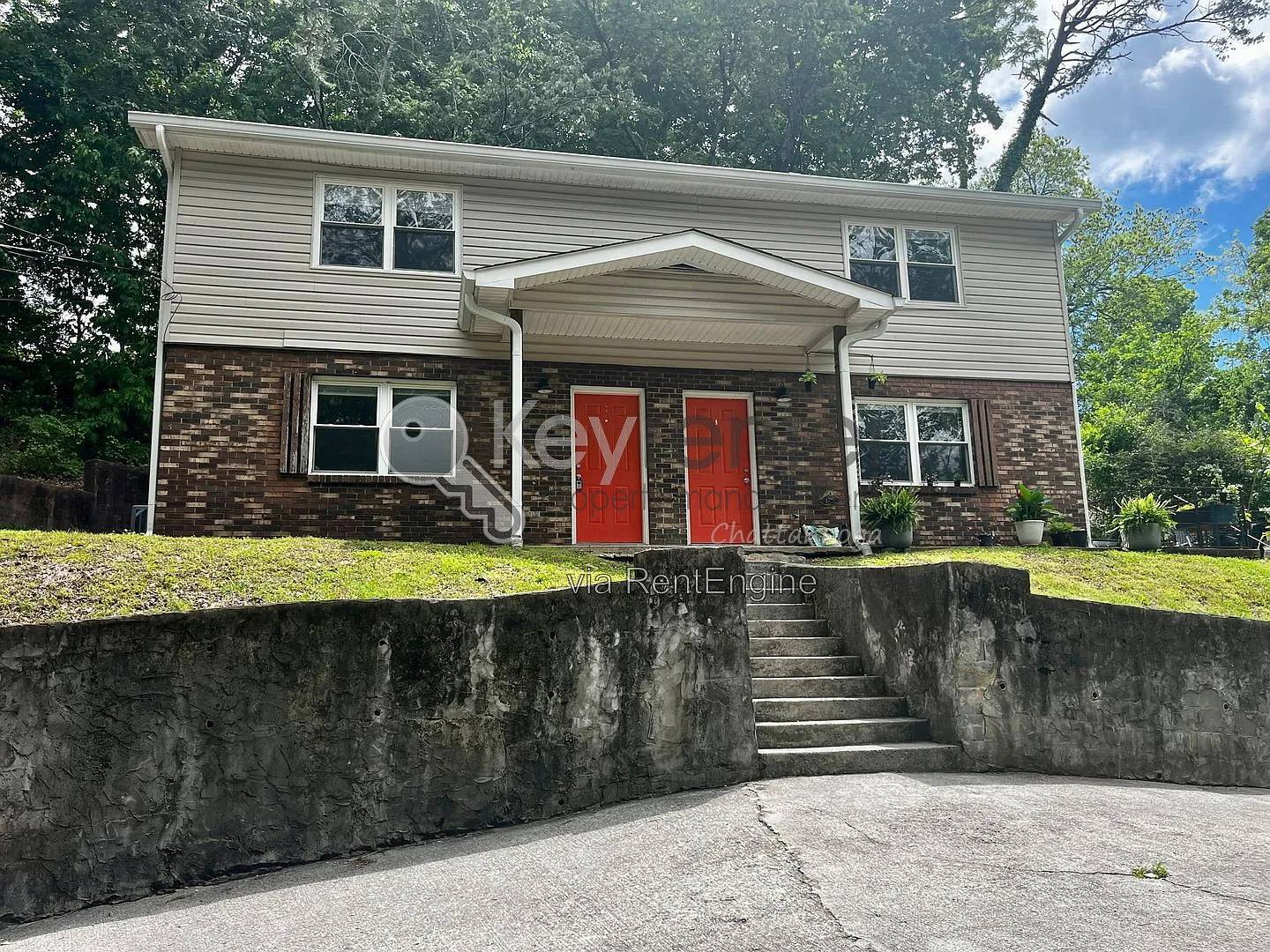 2 bed, 1.5 bath, 1100 sqft, $1,500 — Photo 3