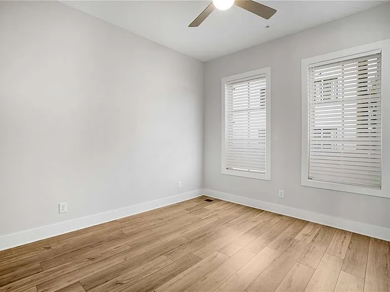 1293 Longreen Ter NW #4 — Photo 14