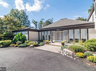 7001 Duncraig Ct, Mc Lean, VA 22101