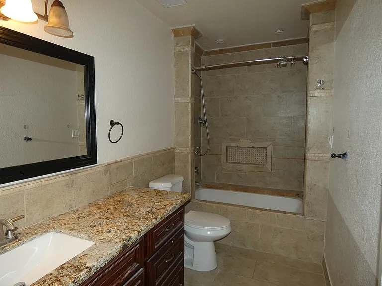 128 Arcadia Dr — Photo 8
