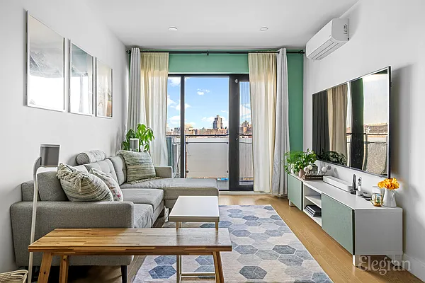 Sold by Elegran | media 1