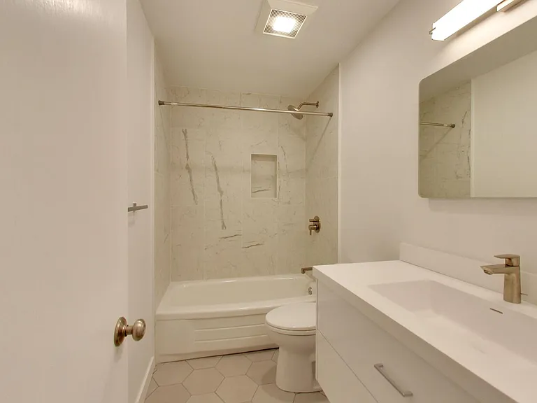 1500 Newlands Ave #206 — Photo 14